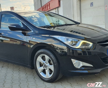 Hyundai i40 Limuzina.an 2014 mot 1.7crdi.116cp.euro 5.full extrase.