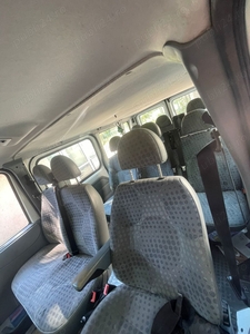 Vând Ford Transit 2.2 an 2011 8+1