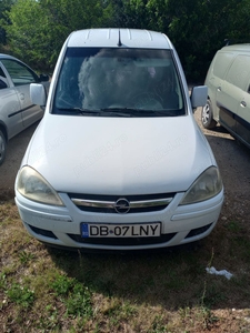 Vând Opel Combo, din 2003