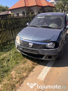 Dacia Logan 2008 impact frontal