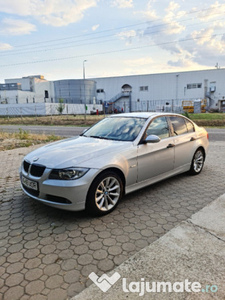 Bmw e90 320i.