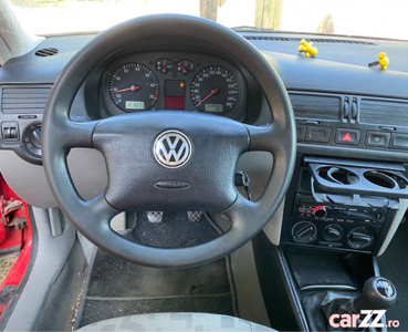 Volkswagen Bora 1.6 Benzină