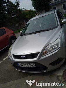 Ford focus 16 masina