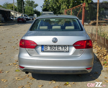 Liciteaza-Volkswagen Jetta 2012