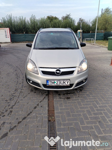 Opel Zafira B motor de 1.9 diesel 7 locuri