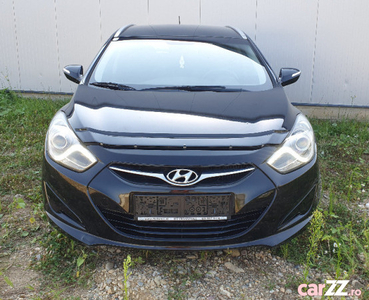 Hyundai i40 Automat 1.7CRDi 136cp Navigatie Camera