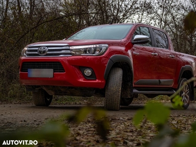 Toyota Hilux 4x4 Double Cab A/T Invincible