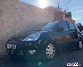 Ford Fiesta Ghia 2002 - 1.4 benzina