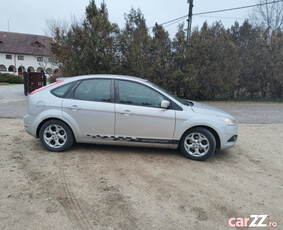 Ford focus facelift 2009 1.6 gpl