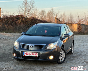 Toyota Avensis D-4D*clima*2.0 D*navigatie*factura*2012*nr.rosii*euro 5