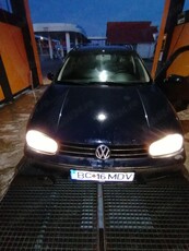 Vând Golf 4 1.6 16v 2002