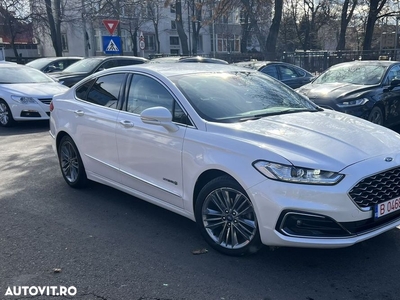 Ford Mondeo 2.0 HEV Vignale