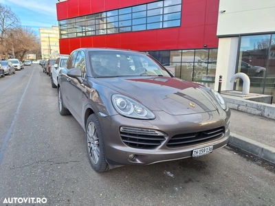 Porsche Cayenne S Hybrid Tiptronic S