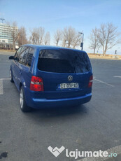 Vând Volkswagen Touran 1.9