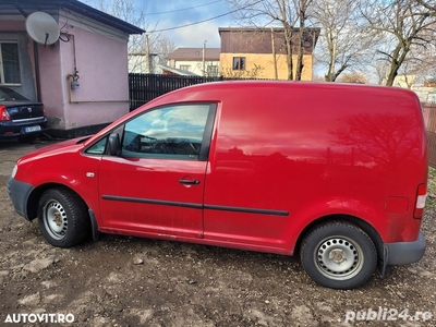 vând wolkswagen caddy 1.9tdi