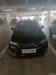 Vanzare Toyota Corolla hibrid 1.8, an 2019