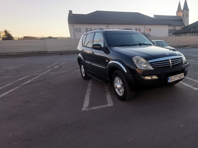 SsangYong REXTON 2.7 CDI 4x4Business Automat