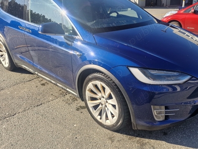 Tesla Model x 90 kwh full self driving