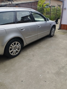 Vind Audi A4B7,2006, 300000km ,3950 euro