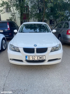 BMW Seria 3 320i Touring