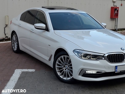 BMW Seria 5 520d Aut. Luxury Line