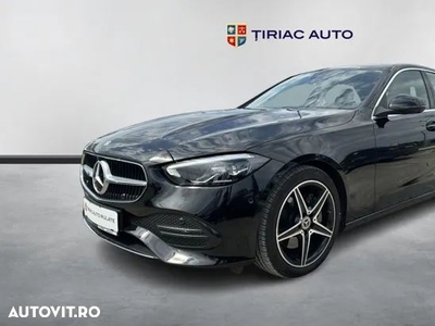 Mercedes-Benz C 300 4Matic T 9G-TRONIC