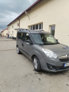 Opel combo minibus