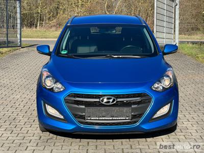 hyundai i30 1,6 crdi 2016 08 euro 6 159000 km