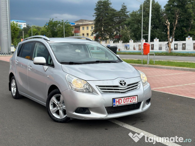 Toyota Verso*D-4D*af.2010/luna 03*fiscal+factura pe loc*2.0 diesel!