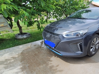 Vând Hyundai Ioniq 1.6