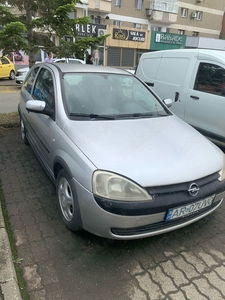 Vând Opel Corsa 1,2 benzină