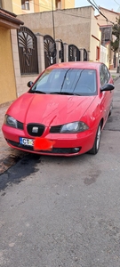 Vând Seat Ibiza