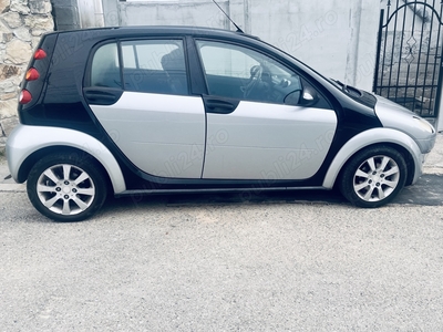 Vând smart forfour