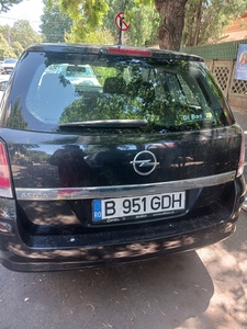 Vazare auto Opel astra brek