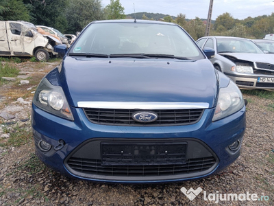 Ford focus facelift 1.6 benzina pt. dezmembrat