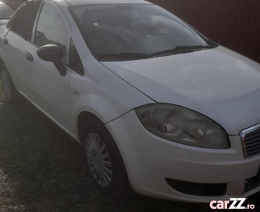 Fiat linea avariat