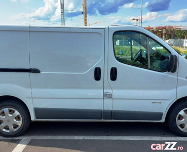 Renault trafic 2012