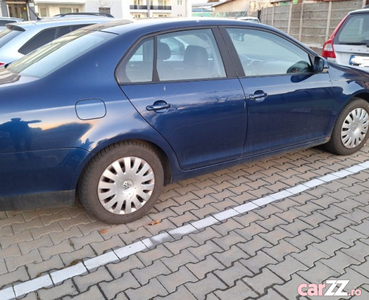 Volkswagen Jetta 1.6 Benzina 2006