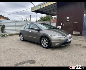 Honda Civic 5DR 1.8 +GPL