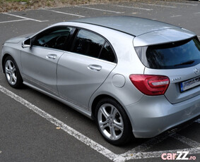 Mercedes-Benz A 180 (BlueEFFICIENCY) 7G-DCT Style