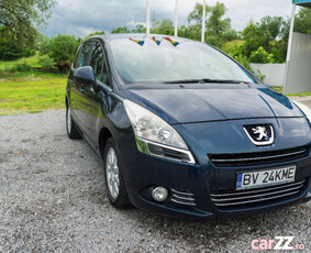 Peugeot 5008 benzina 1.6 VTI 120CP , din 2011 cu 7 locuri