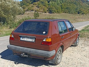 Volkswagen Golf 2