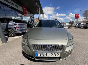 Volvo M+ V50 2.5-T5-AWD Business 220CP