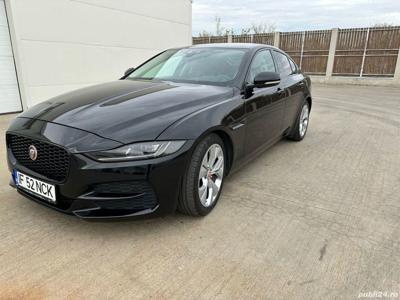 Jaguar XE P250 S Black Pack