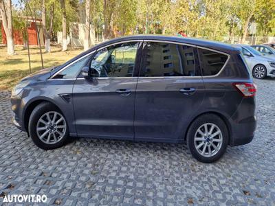 Ford S-Max 2.0 TDCi Powershift Titanium