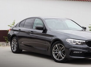 BMW Seria 5 520d AT