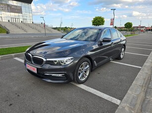 BMW Seria 5 520i AT