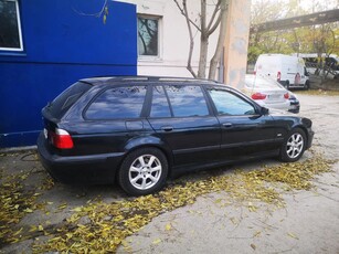 BMW Seria 5 525iA touring