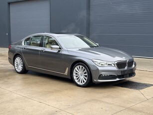 BMW Seria 7 740i