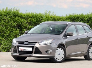 Ford Focus 1.6 TDCi ECOnetic 88g Start-Stopp-System Titanium